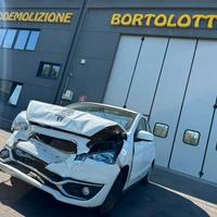 MITSUBISHI SPACE STAR per ricambi usati 3A90