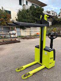 Traspallet stoccatore elettrico