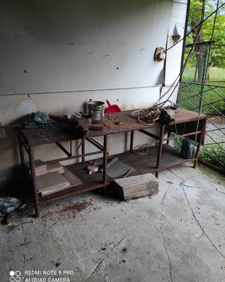 Banco da lavoro in ferro