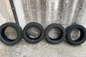 Gomme invernali 215/55 17