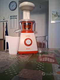 Estrattore di succo di frutta / verdura