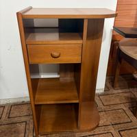 Mobiletto in legno