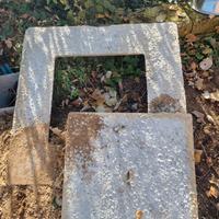 Coperchio chiusino in cemento 90x90 e 30x30