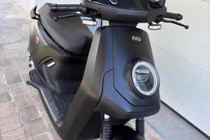 Niu mqi gt evo 100km/h autonomia 92km