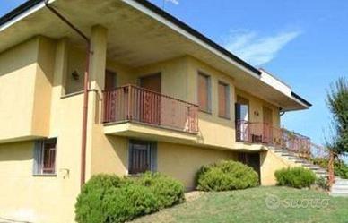 Immobile in asta di 383 m² con più di 5 locali e b