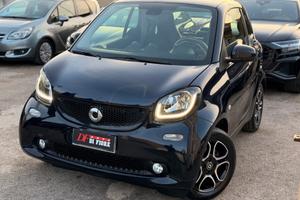 Smart ForTwo PRIME 1.0 PARISBLUE FULL LED NAVIGATO