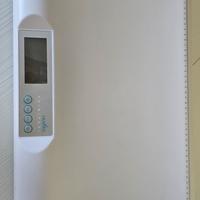 Bilancia pesa neonati