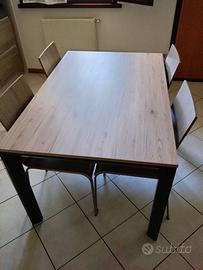 tavolo e sedie