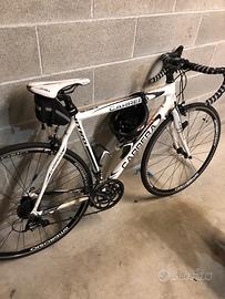 Bici da corsa carrera full carbon