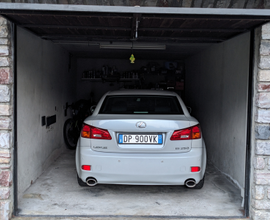Lexus is 250 v6 208cv