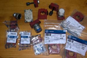 Pulsanti commutatori modulari Cema