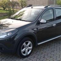 DACIA Sandero Stepway 1.6 8V