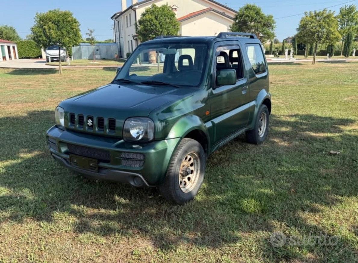 Suzuki Jimny 2008 photo 2