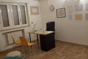 Stanza per uso studio professionale
