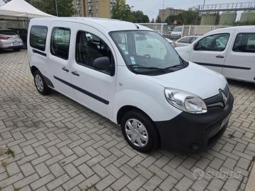 RENAULT Kangoo Blue dCi 115CV Express Maxi Combi