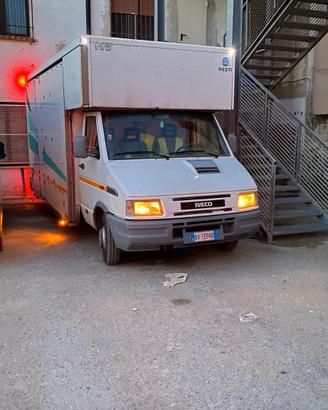 autonegozio Iveco 49/12