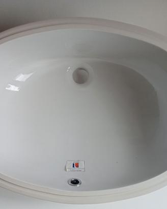 LAVABO SOTTOPIANO OVALE IN CERAMICA BIANCA LA03