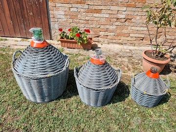 Damigiane varie dimensioni