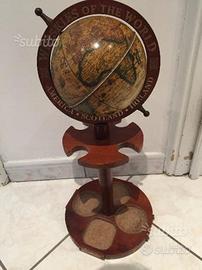 Mappamondo portabottiglie in legno whisky