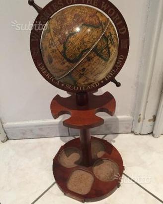 Mappamondo portabottiglie in legno whisky
