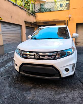 Suzuki Vitara 1.6 DDiS AllGrip V-Top Star View – S