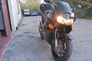 HONDA VFR 800 DA VETRINA PERMUTO  AUTO/ MOTO !