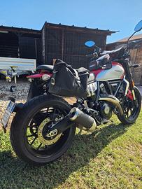 Ducati scrambler 800
