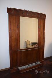 Appendiabiti e portaombrelli in legno antico