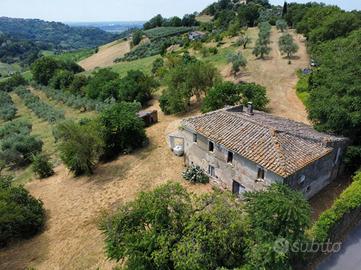 RUSTICO A MAGLIANO SABINA