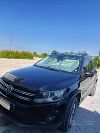 Volkswagen Tiguan 2.0  2013