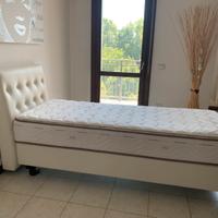Letto singolo sommier Simmons in vera pelle bianca