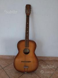 Chitarra CRUCIANELLI anni '60