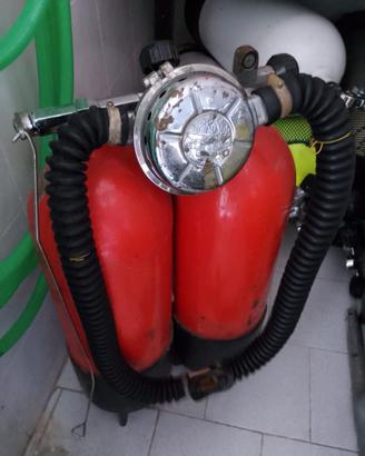 Erogatore spirosub mistral +Bibo e gav d'epoca