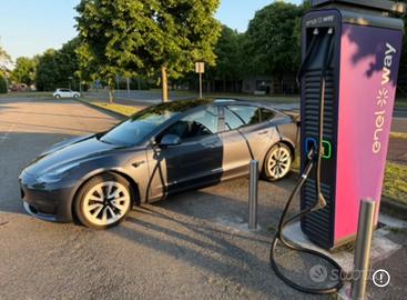 Tesla model 3 Long Range  dual motor - impeccabile