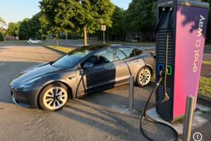 Tesla model 3 Long Range  dual motor - impeccabile