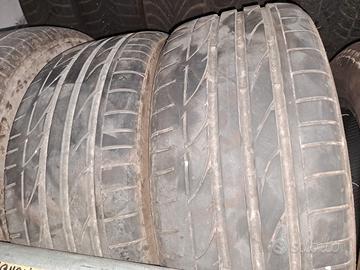 Coppia Pneumatici Bridgestone S001 225/40 R18 92Y 