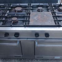 Cucina a gas 8 fuochi con 2 forni