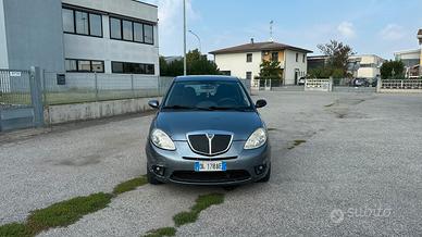 Lancia ypsilon 1.3mjt