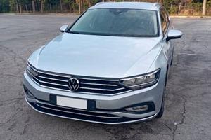Volkswagen Passat Variant 2.0 DSG 150 CV BUSINESS