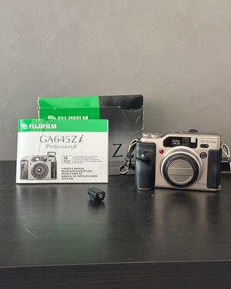 Fujifilm GA645Zi Professional – scatola e manuale