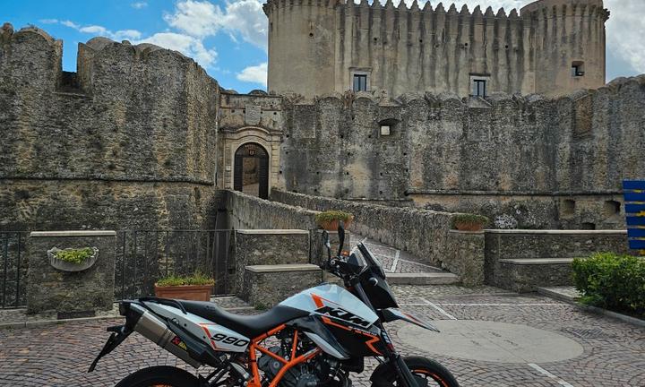 KTM 990 Supermoto - 2009