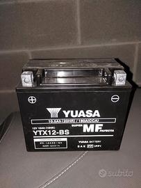 Batteria YUASA YTX12-BS