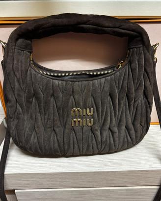 MIUMIU WANDER SUEDE