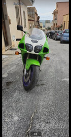 Kawasaki Ninja Zx-7R 1996