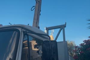 Man meccanica 4x4 ribaltabile gru