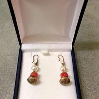 orecchini vintage con pietra corallo naturale