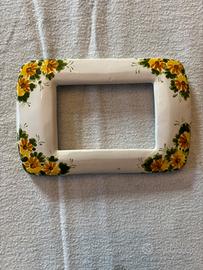 Placca copri interruttori in ceramica dipinta mano