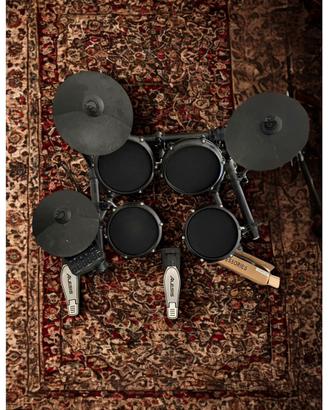 Alesis Turbo mesh kit - batteria elettronica