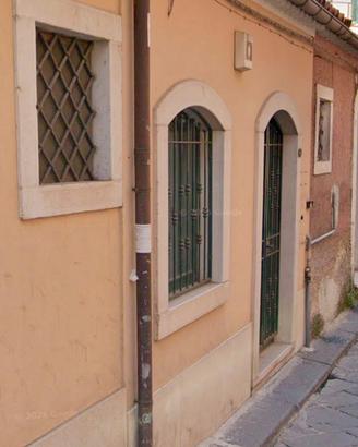Locale commerciale 30 mq