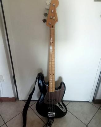 Bassi + amplificatori + pedaliera